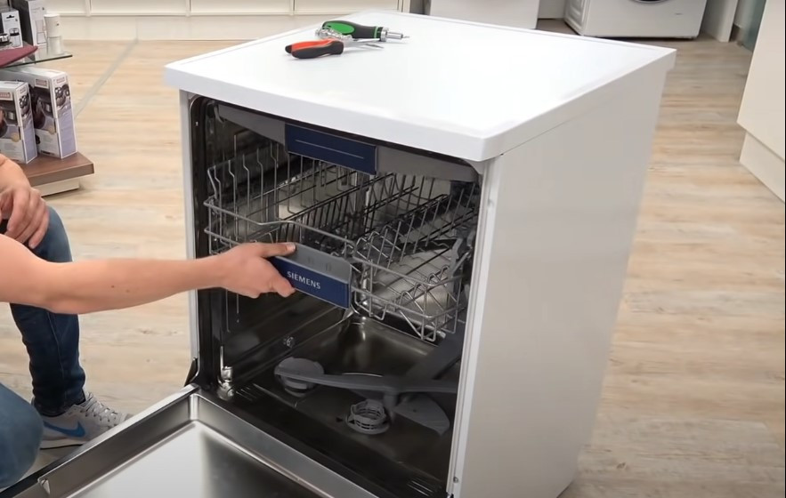 Услуги по ремонту посудомоечных машин